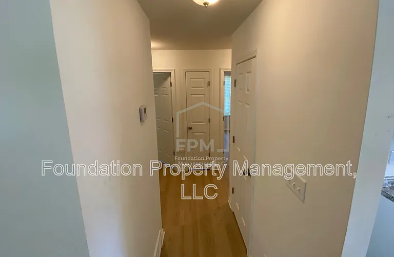 3966 Battlefield Dr — Photo 7