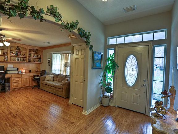 5th image of 23418 Florita St