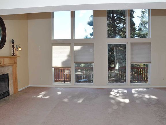 4th image of 565 Upper Evergreen Dr