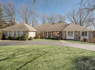 9802 Eagle Hill Ln, Saint Louis, MO 63127