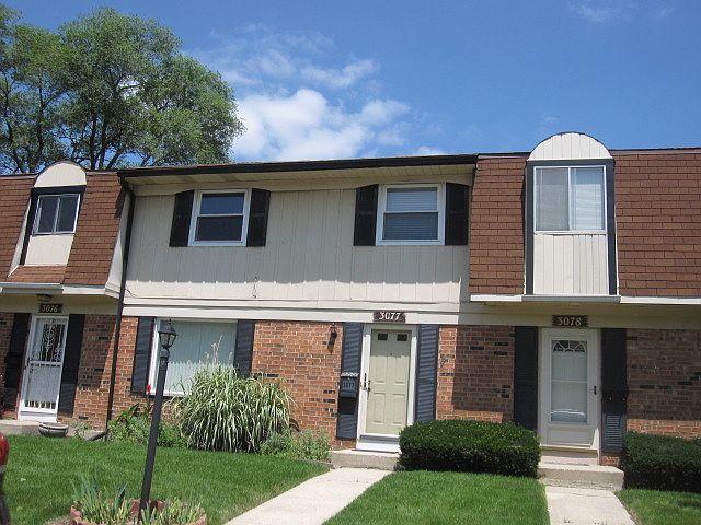 1st image of 3077 Saint Ives Ln