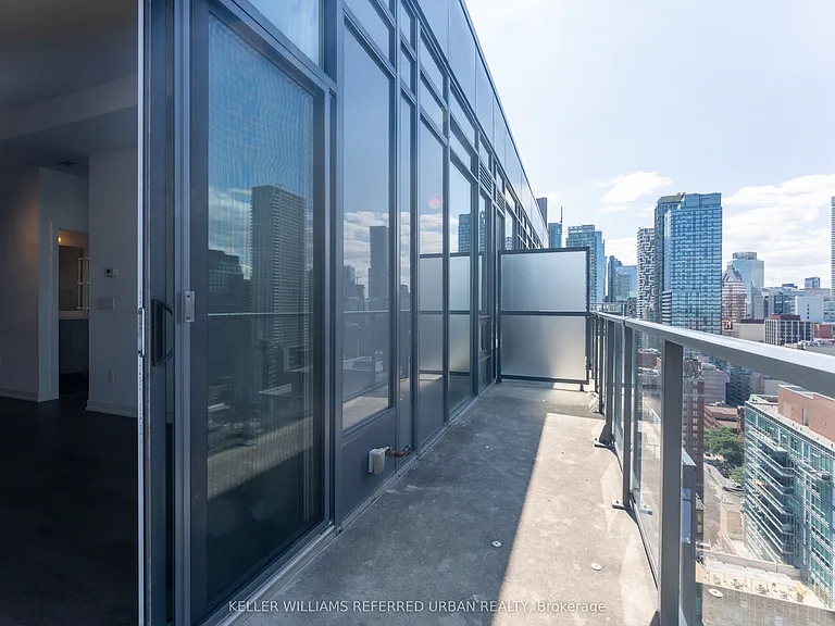 105 George St #Penthouse 01 — Photo 9