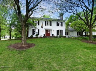 25W211 Mayflower Ave, Naperville, IL 60540