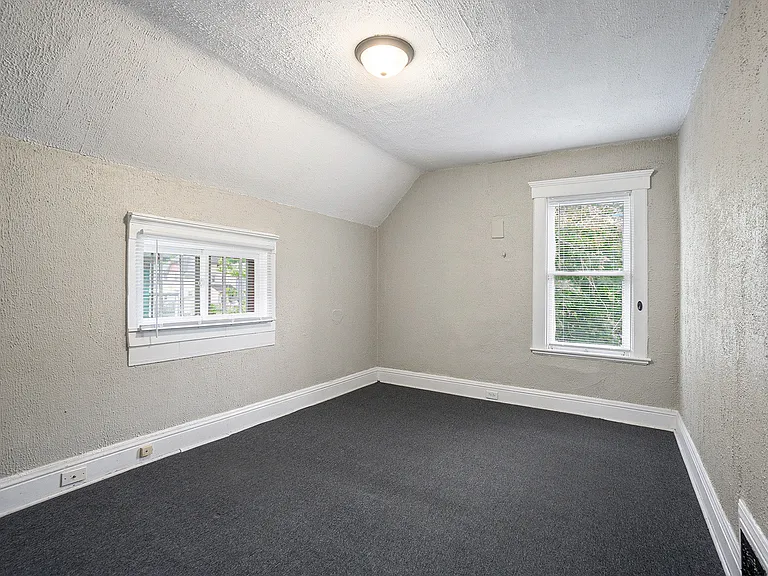 1008 S Westnedge Ave — Photo 9