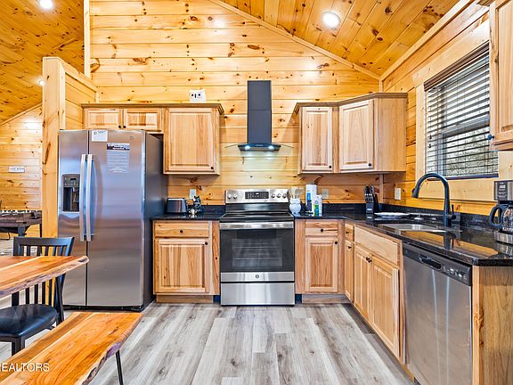 5th image of 1069 Timberlake Cir