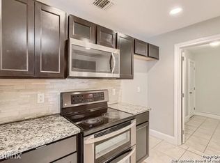 355 E Rampart Dr #R, San Antonio, TX 78216