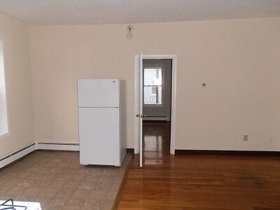 2nd image of 14 Hyde Park Ave APT 4A