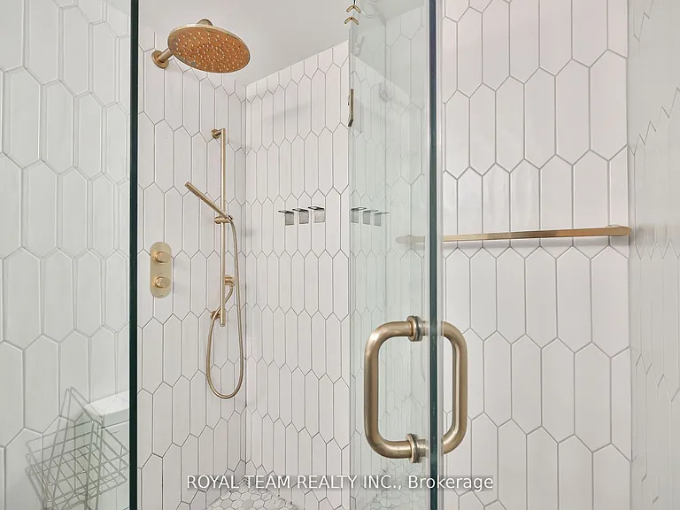 211 N Saint Patrick St S #Penthouse C-10 — Photo 35
