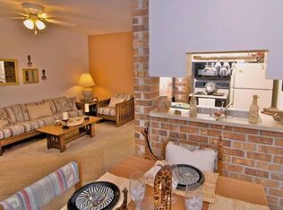 1092 Berkeley St, Hanahan, SC 29410