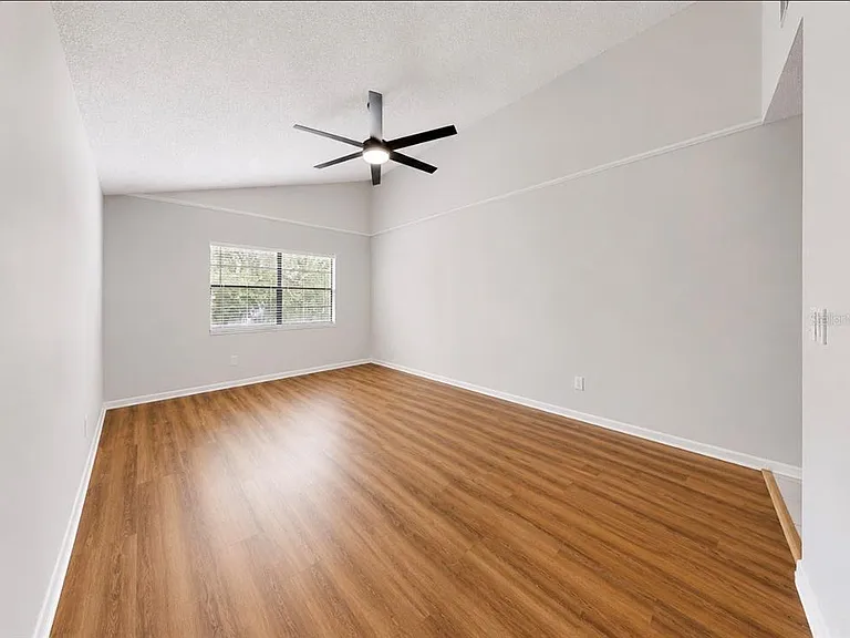 1431 Peachfield Dr — Photo 25