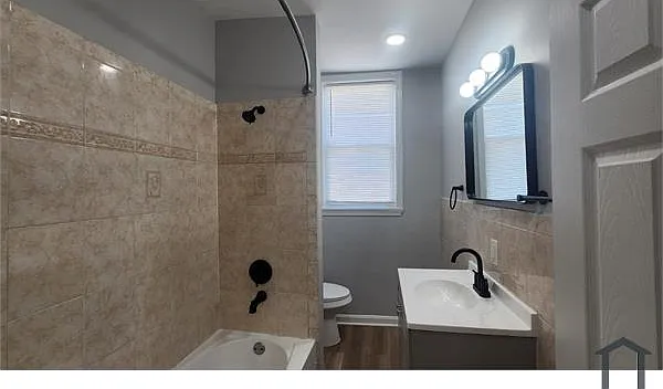 3 bed, 1300 sqft, $1,895 — Photo 3
