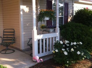 11217 Spring Blossom Ln, Fishers, IN 46038