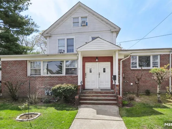 416 Bluff Road, Fort Lee, NJ 07024