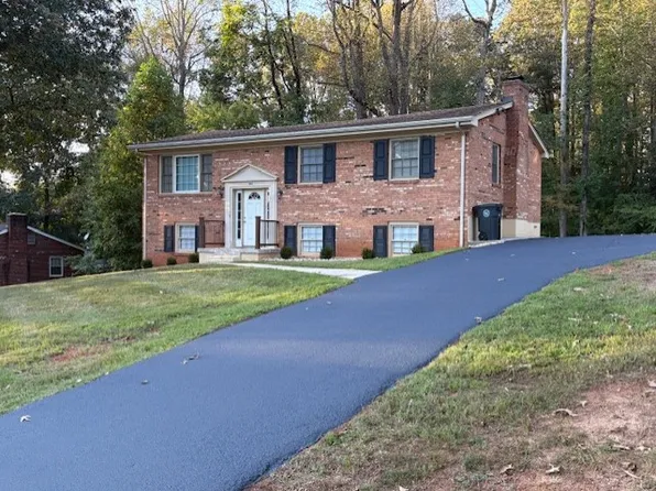 108 Woodway Dr, Lynchburg, VA 24501