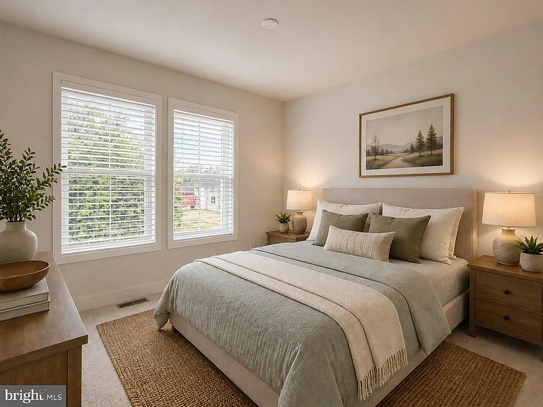 135 Heyford Dr — Photo 29