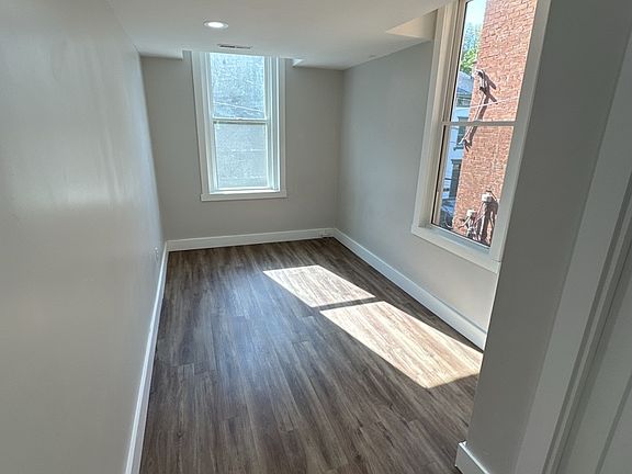 Bedroom_2 (36)_01242025