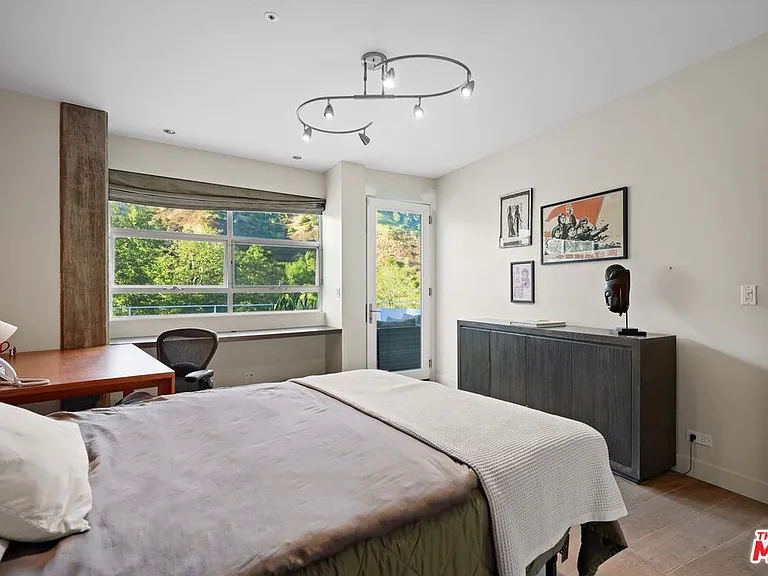 7700 Willow Glen Rd — Photo 24