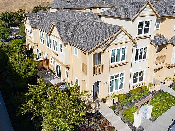 2nd image of 3671 Branding Iron Pl