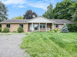 6695 River Rd, Flushing, MI 48433