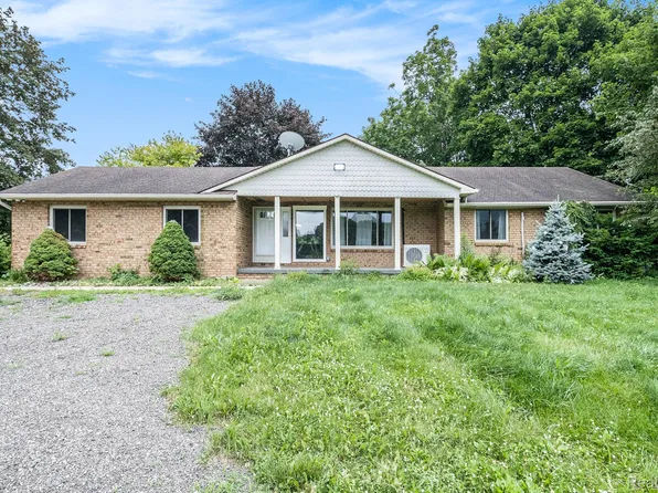 6695 River Rd, Flushing, MI 48433