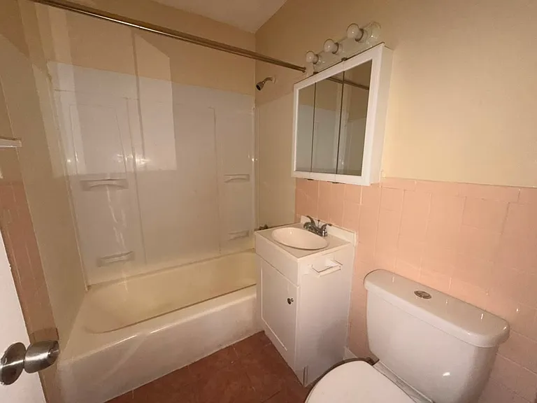 152 Fountain St #2B — Photo 2