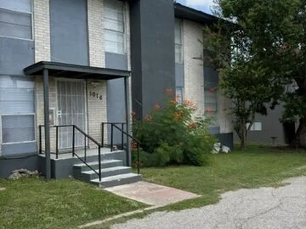 1016 Mission Dr, New Braunfels, TX