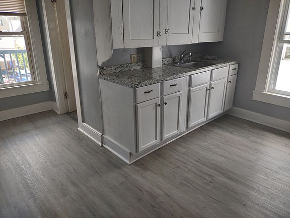 4th image of 187 Merrimack St APT 4