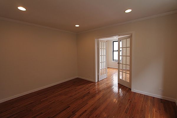1st image of 3850 Broadway #45