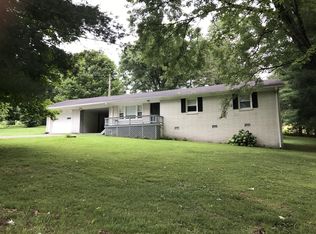 188 Meadow Dr, Gordonsville, TN 38563