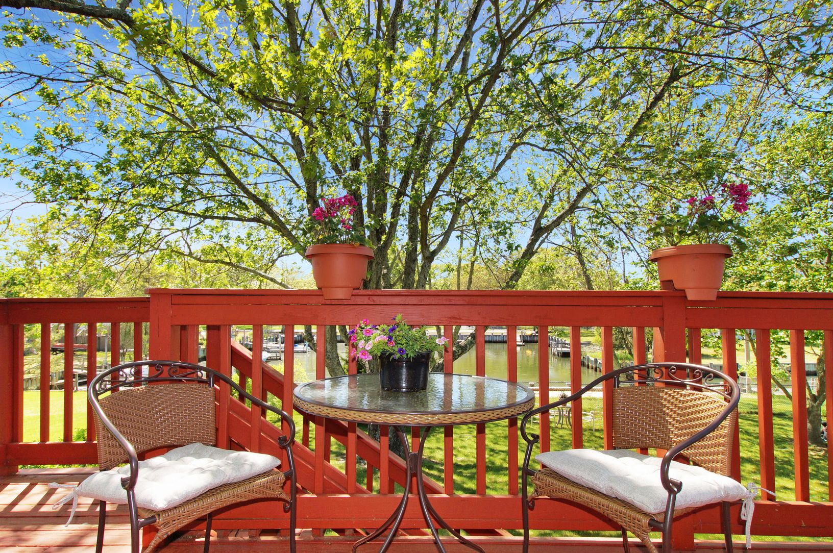 Deck