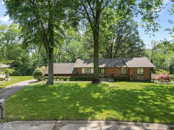 8349 Valley Estates Dr, Indianapolis, IN 46227