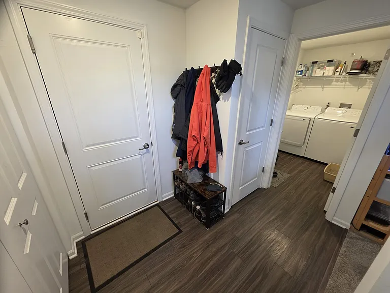 1033 Atterberg Rd — Photo 24