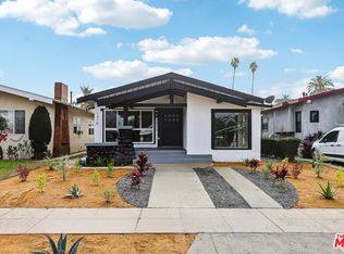 1320 W 51st Pl, Los Angeles, CA 90037