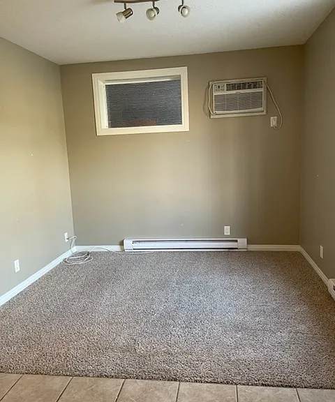 2229 Smith St #1 — Photo 5