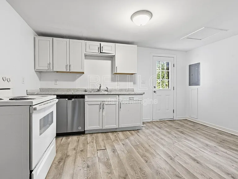 1743 W Hill St #2 — Photo 6