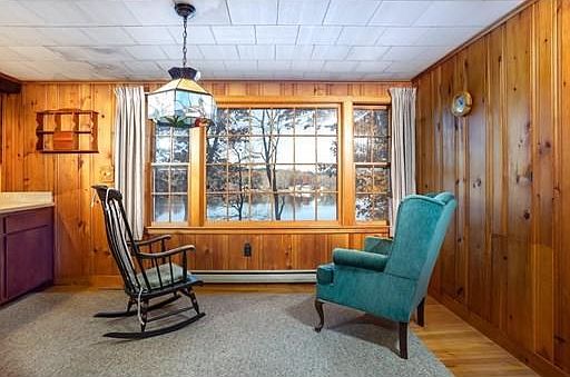 5th image of 16 Litchfield Ave
