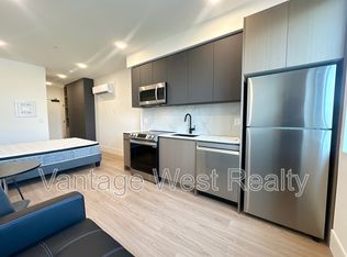 720 Klo Rd #407, Kelowna, BC V1Y 4X5