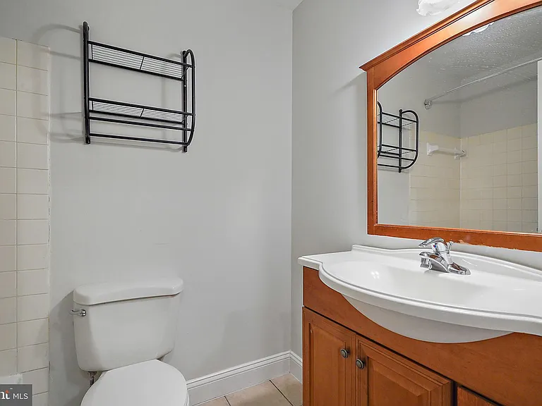 6351 Rockshire St — Photo 18