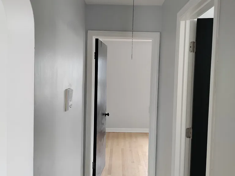 8219 S King Dr #2W — Photo 8