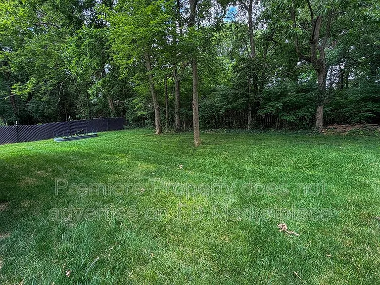 9652 McGee St — Photo 18