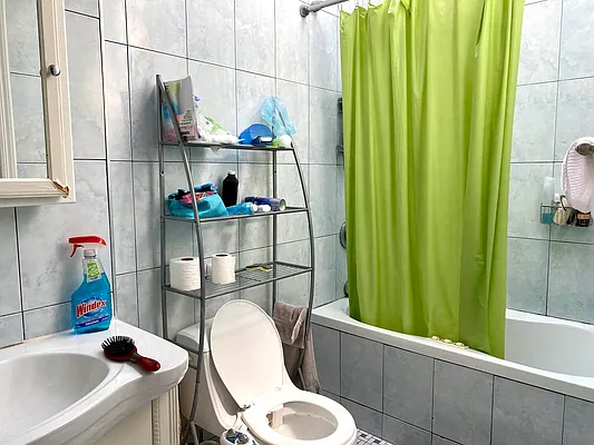 Rented by Rentiko Inc | media 15