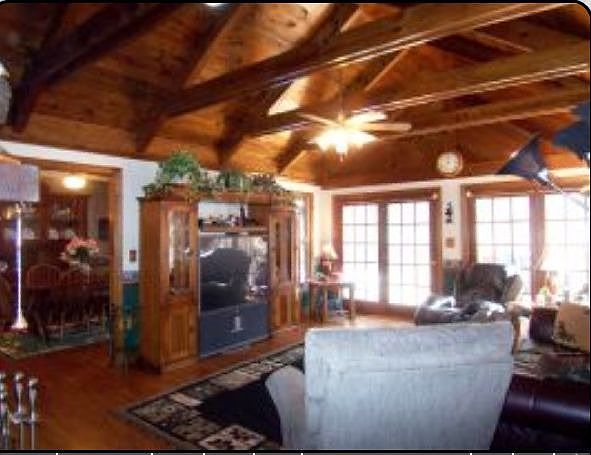 2nd image of 229 Oakcrest Dr