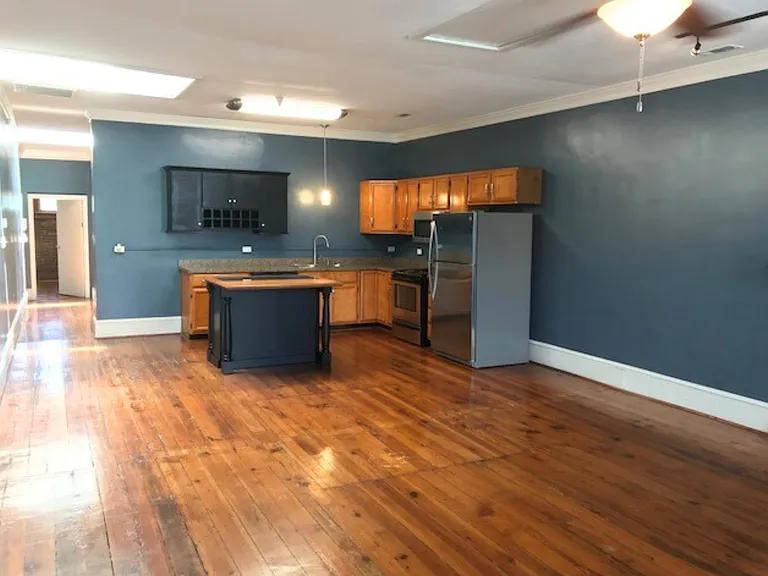 1208 Main St #3 — Photo 16