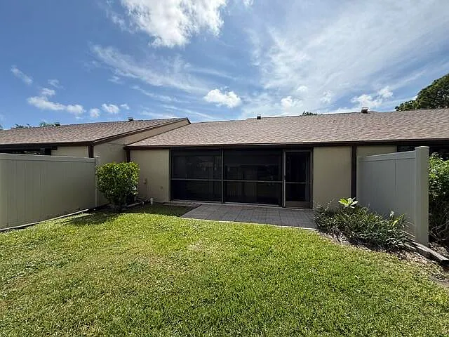 1028 Green Pine Blvd #D — Photo 29