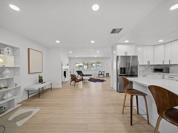 4th image of 3474 Farrell Cir