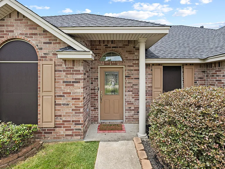 5470 Westmeadow Ln — Photo 17