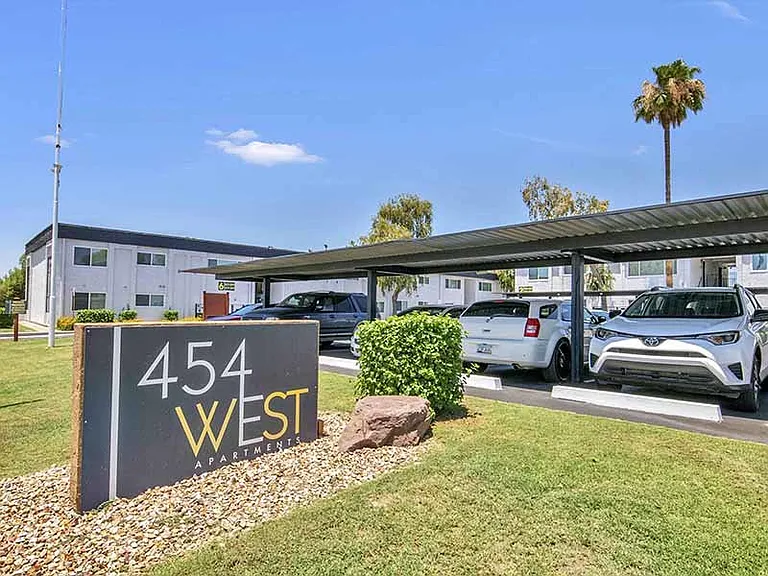 456 W Brown Rd — Photo 15
