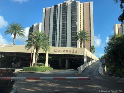20301 W Country Club Dr APT 2030, Aventura, FL, 33180