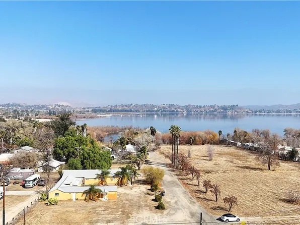 32989 Macy St, Lake Elsinore, CA 92530