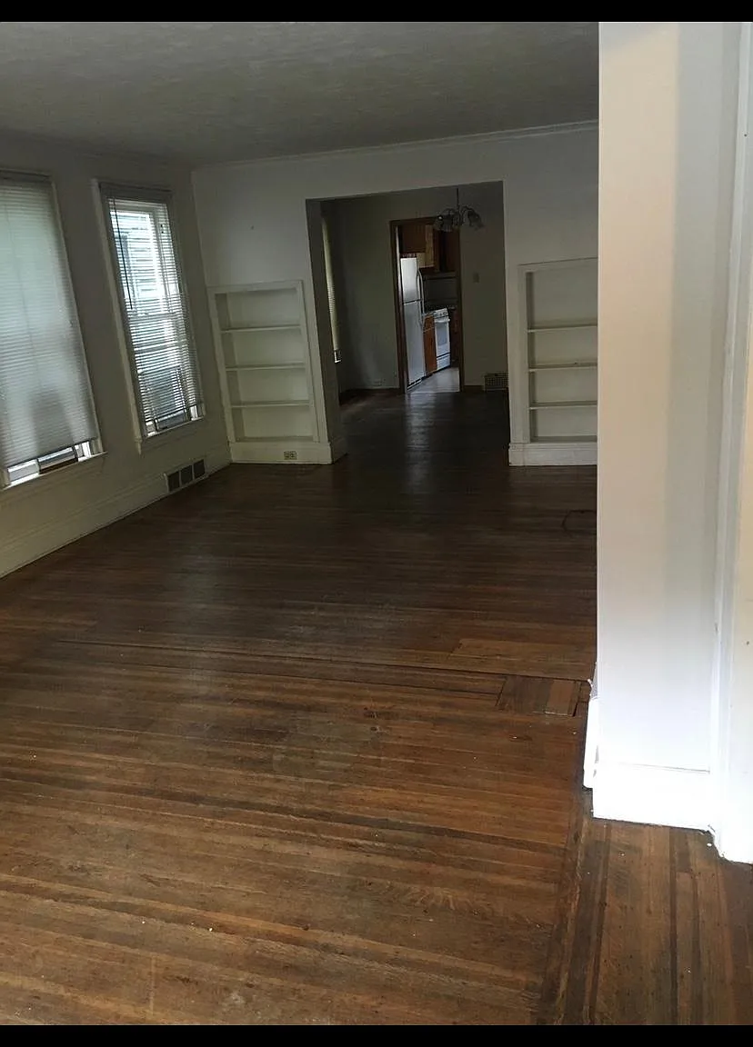 384 Breckenridge Street — Photo 4